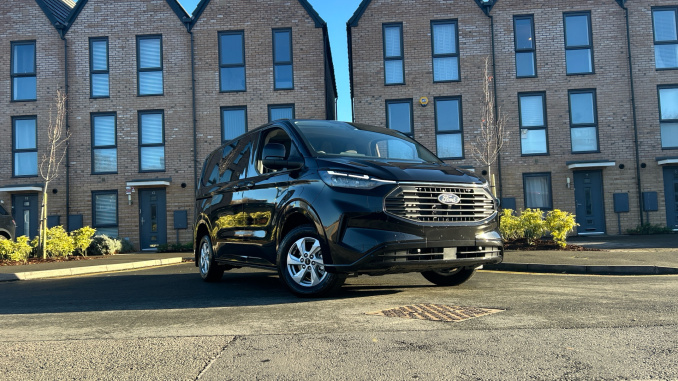 Ford Transit Custom 320 L1 Diesel Fwd 2.0 EcoBlue 150ps H1 Double Cab Van Limited - Image 34